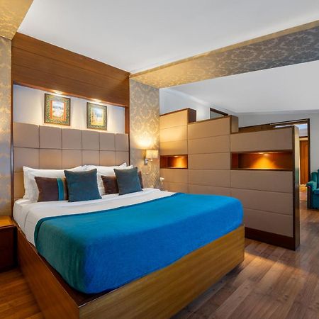 The Astor Hotel Kolkata Luaran gambar
