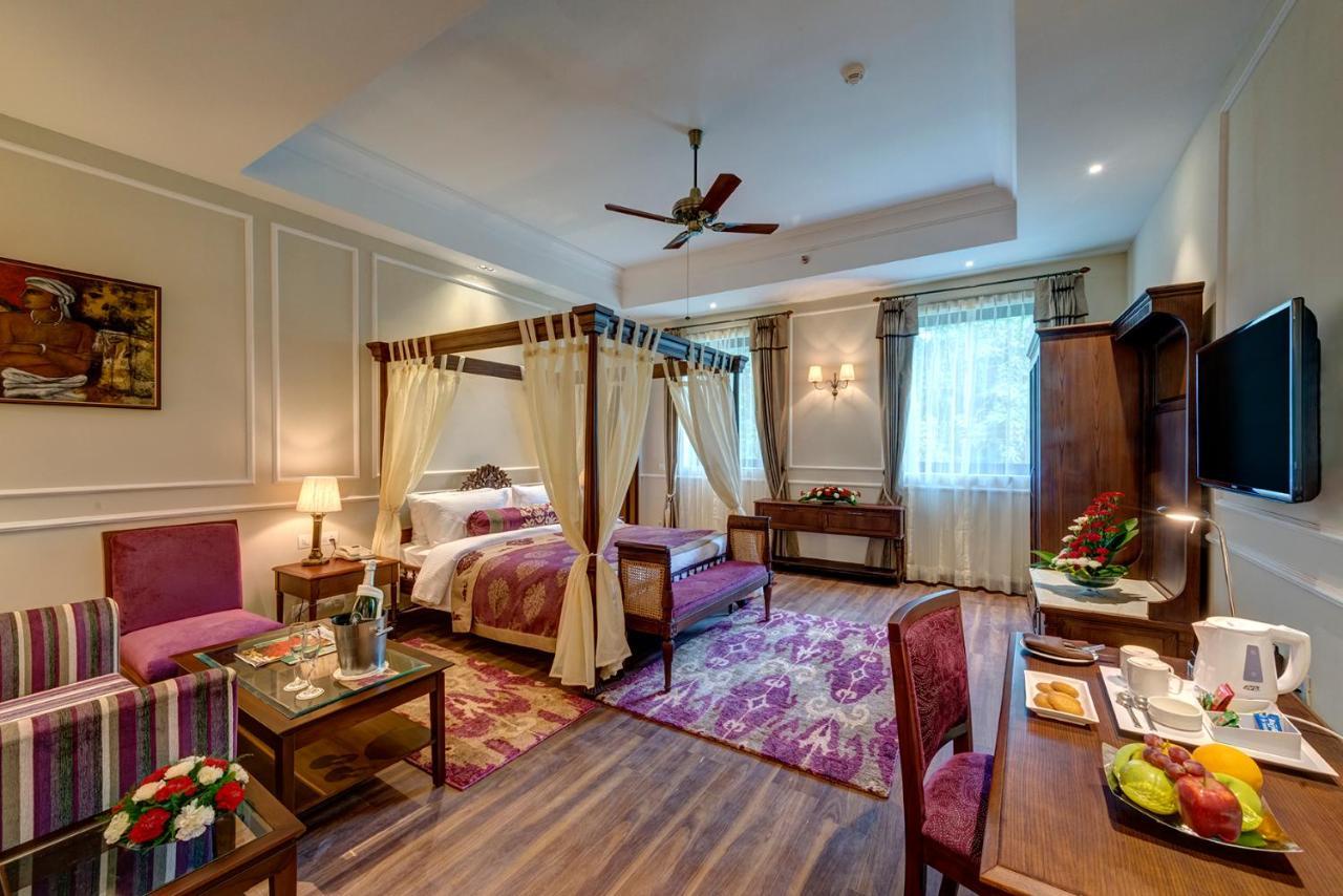 The Astor Hotel Kolkata Luaran gambar